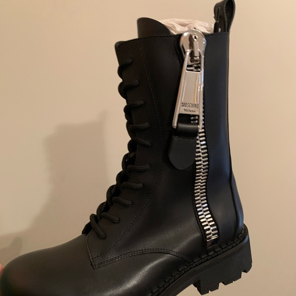 Moschino by Jeremy Scott Zip Detail Lace-up Black Leather Combat Boots - Picture 7 of 8